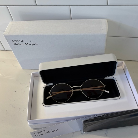 Maison Margiela Sunglasses 🕶️ MYKITA + Maison Margiela Unisex Metal Sunglasses - Picture 10 of 14
